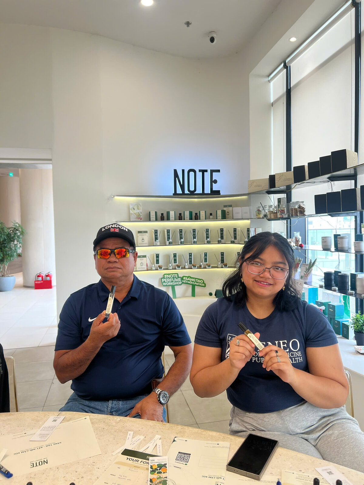 ホアンキエム湖を超えて：ハノイのロマンチック体験8選